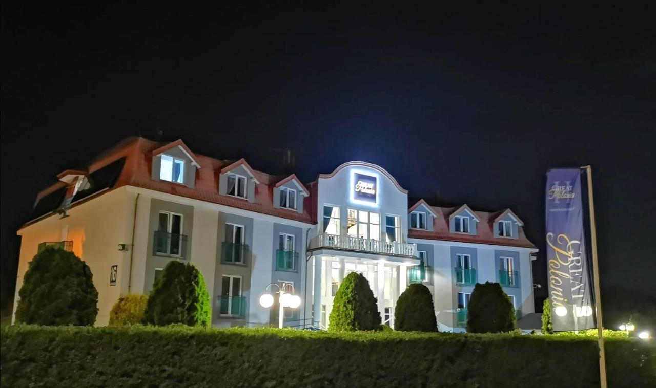 Great Polonia Ustka Bed and Breakfast Eksteriør billede